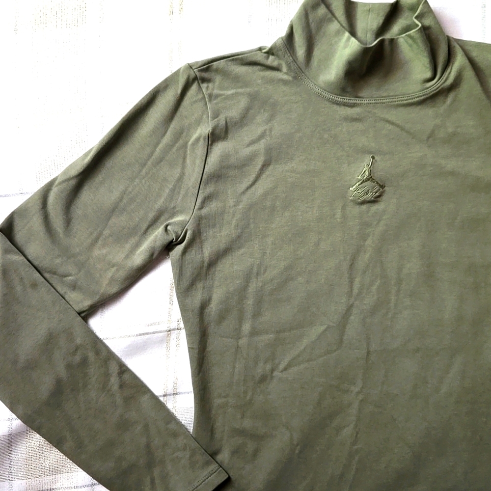 Air Jordan Green Long Sleeve Mock Neck Top - Picture 3 of 9